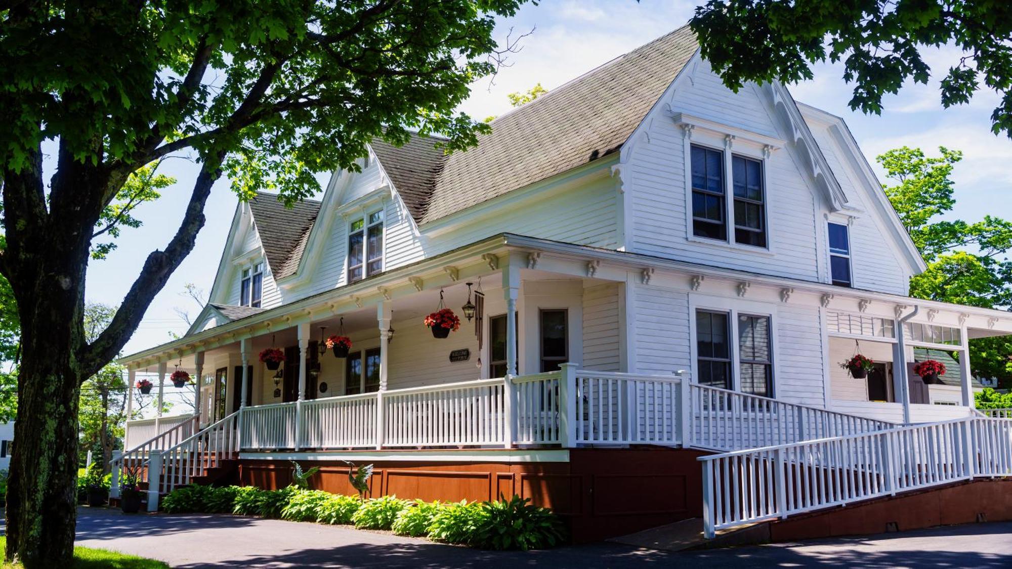 Gillespie House Inn Parrsboro Exterior photo